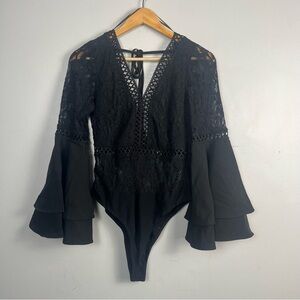 Cien Black lace bodysuit with ruffle sleeves size small